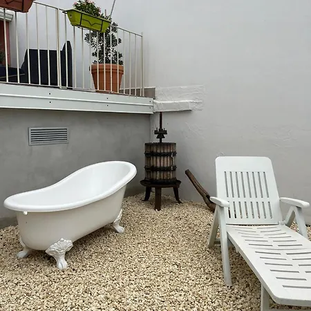 Mosa House Aci Castello